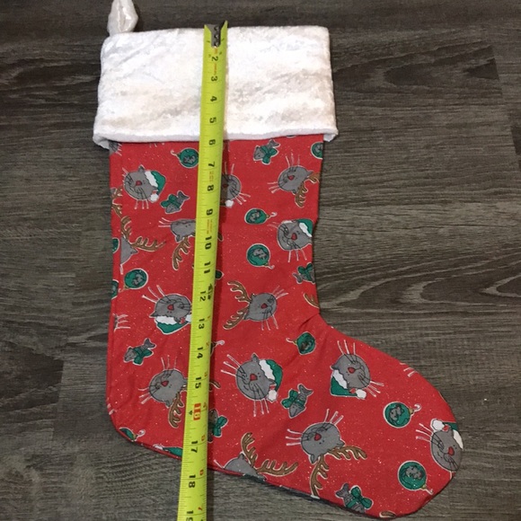 Cat-themed Christmas stocking - Picture 3 of 6